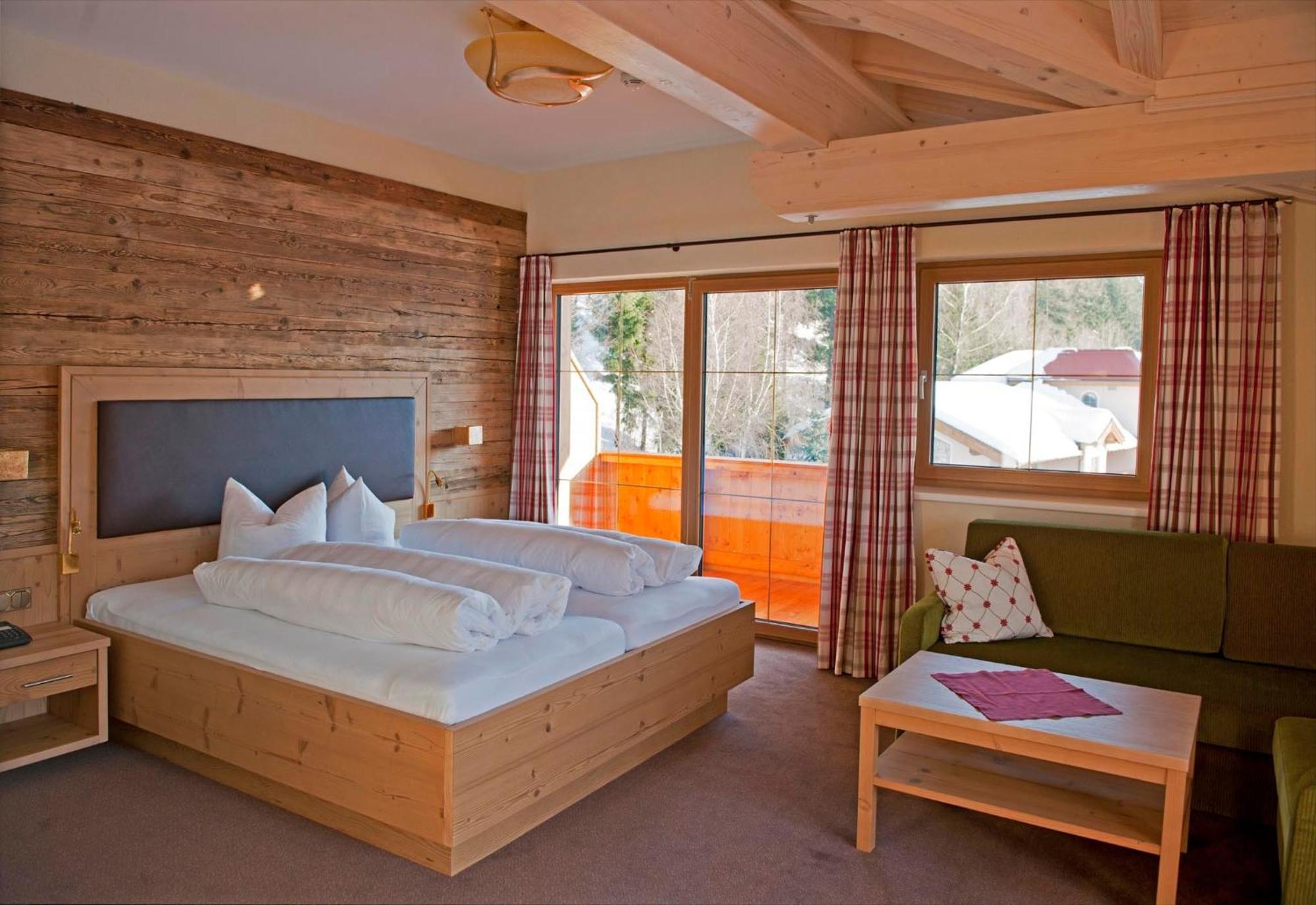 Hotel Huber Hochland Maurach  Ngoại thất bức ảnh