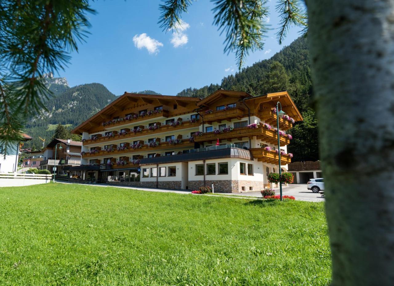 Hotel Huber Hochland Maurach  Ngoại thất bức ảnh